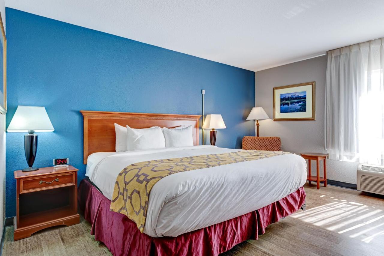 Hotel Baymont By Wyndham Salida Extérieur photo