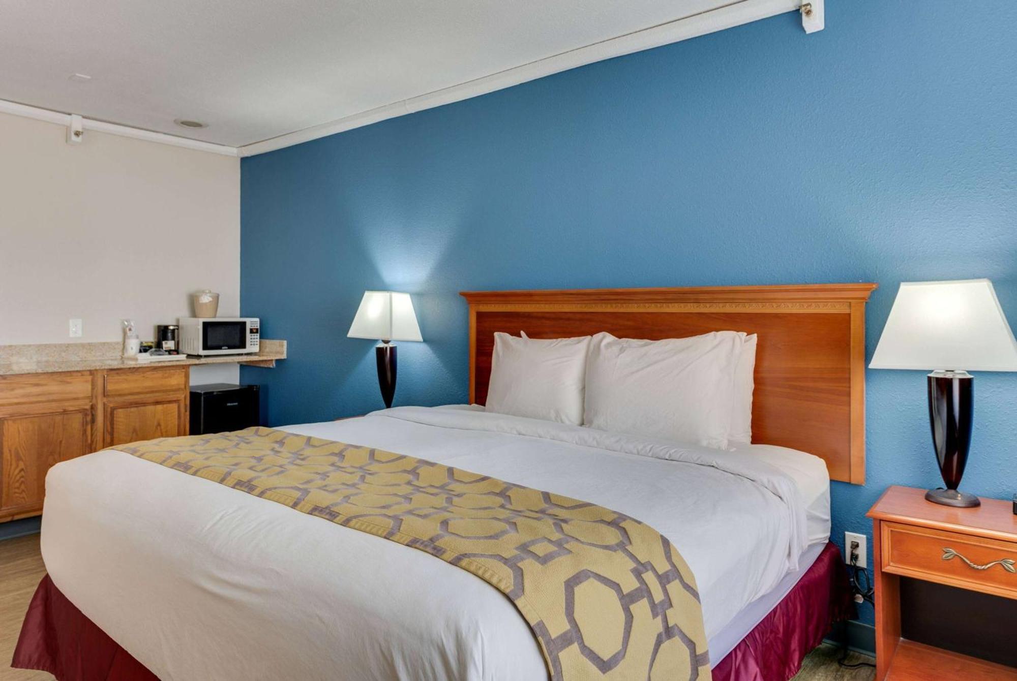 Hotel Baymont By Wyndham Salida Extérieur photo
