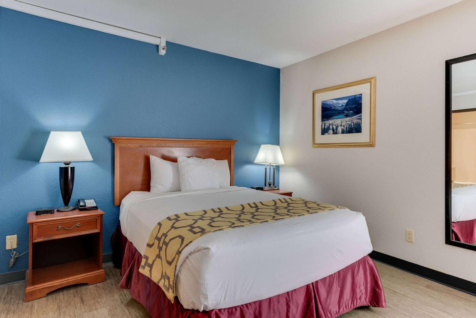 Hotel Baymont By Wyndham Salida Extérieur photo