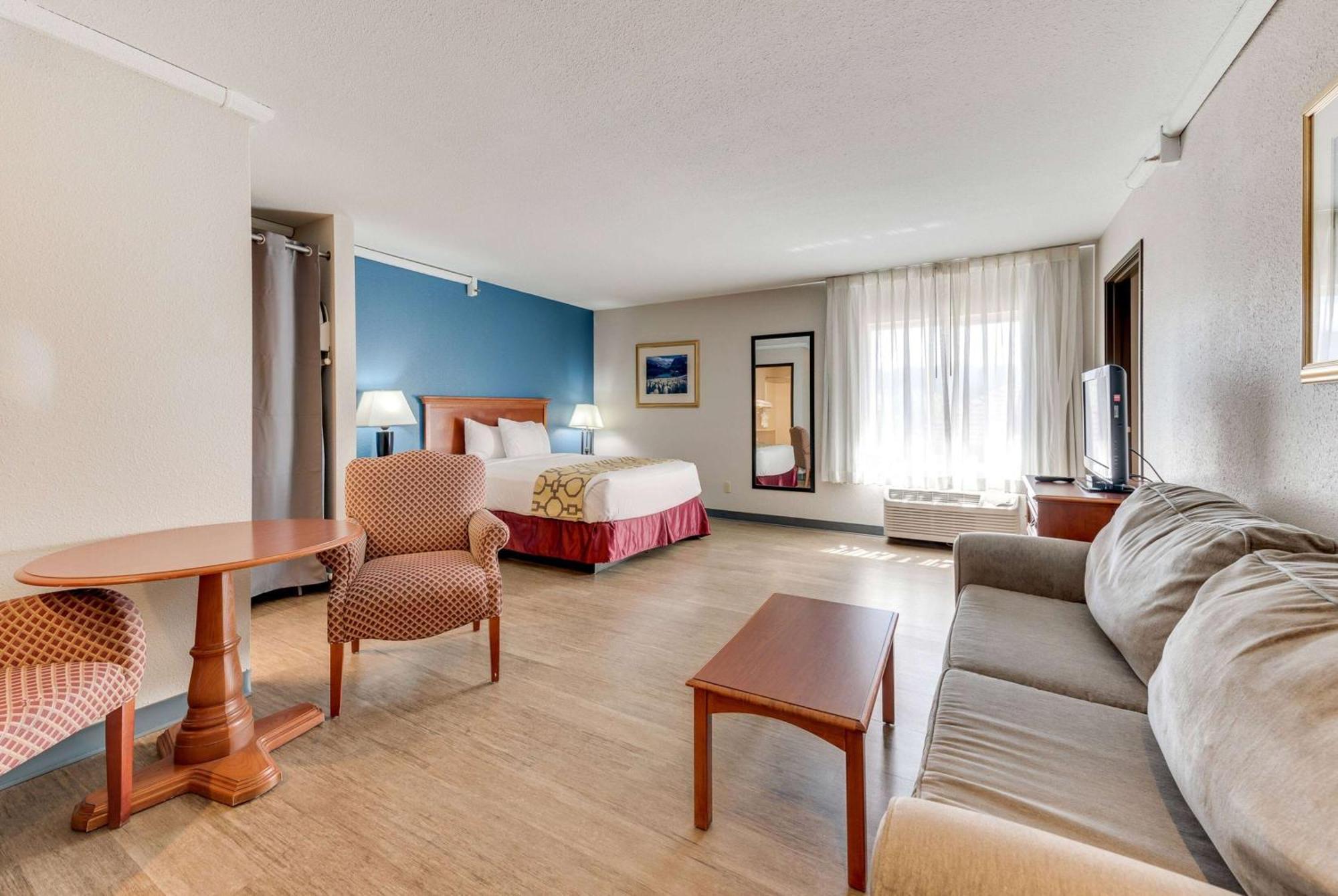 Hotel Baymont By Wyndham Salida Extérieur photo